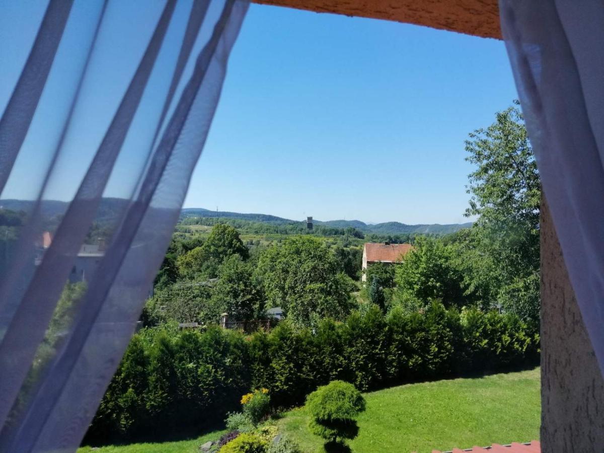 A Pousada Zielone Wzgórze Wałbrzych Exterior foto